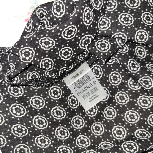 Women's Top and Shorts Outfit Size 2 Apt 9 - Picture 5 of 7